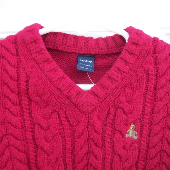 Baby Gap Red Cable Knit Sweater Red V Neck 3-6 mos - Picture 3 of 7